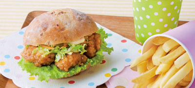 鶏唐揚げバーガー